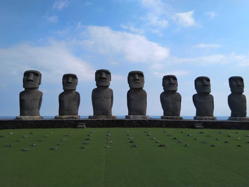 復活島石像