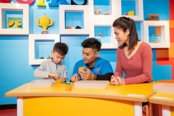 West  (600 × 400 像素) (7)(1)