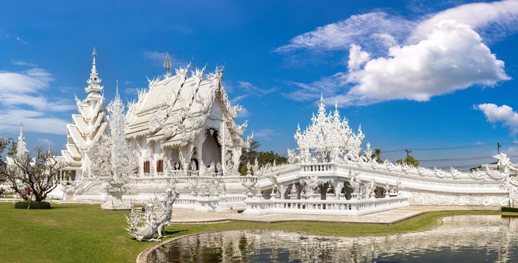 white-temple-wat-rong-khun-chiang-rai