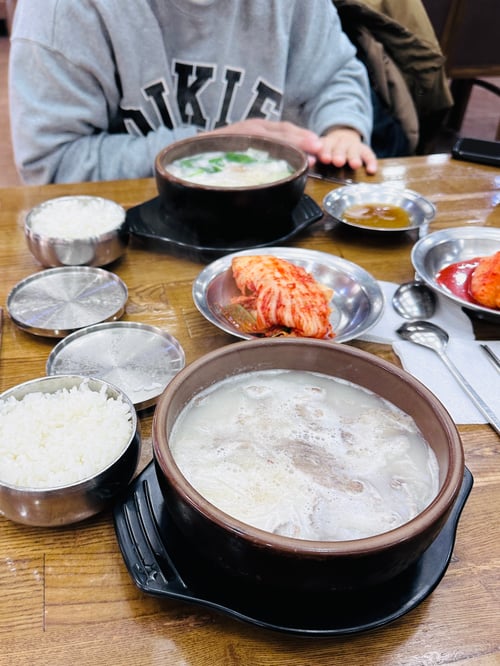 韓國自由行攻略_牛骨湯