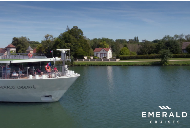 Emerald Rriver ship